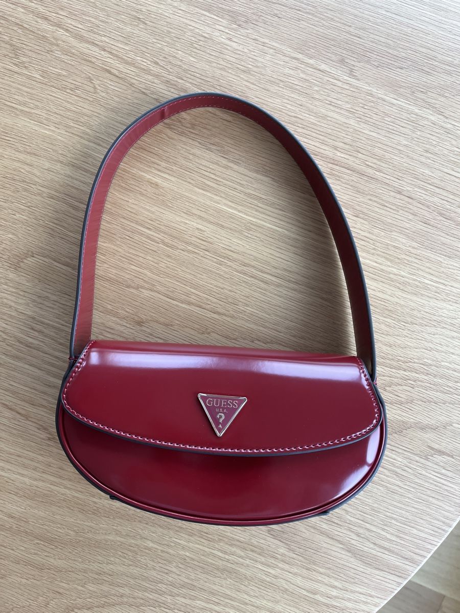 Guess Borse da donna: Guess Tasche rot/bordeux – Nuovo (secondo la descrizione) da Zürich venduto da ufe_f5q5 1