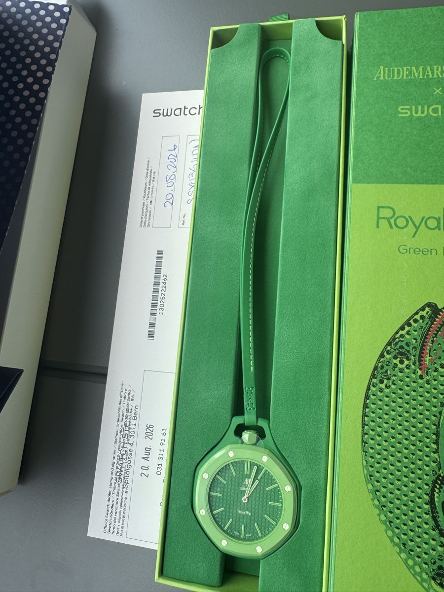 Audemars Piguet Orologi: Swatch x Audemars Piguet AP Green Eight – Nuovo e nell'imballaggio originale da Bern venduto da alekswhite 1