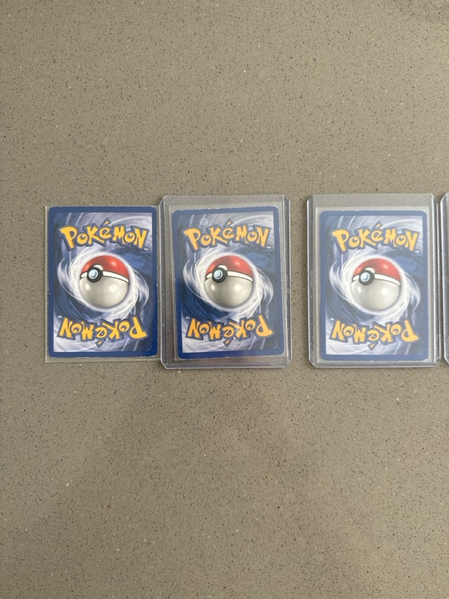 Pokémon Sammelbilder & Trading cards: Pokemon cards different sets vintage – Gebraucht aus Uetikon am See von Expresso8707 2