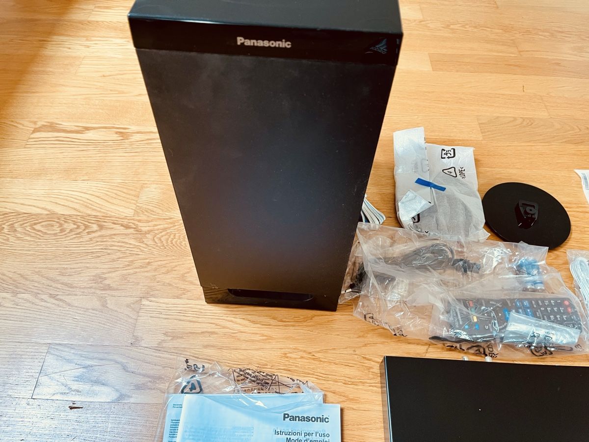 Panasonic Home Cinema: Home cinéma 2.1 Panasonic Blu-Ray 3D – Nuovo (secondo la descrizione) da Versoix venduto da pas_fy5j 3
