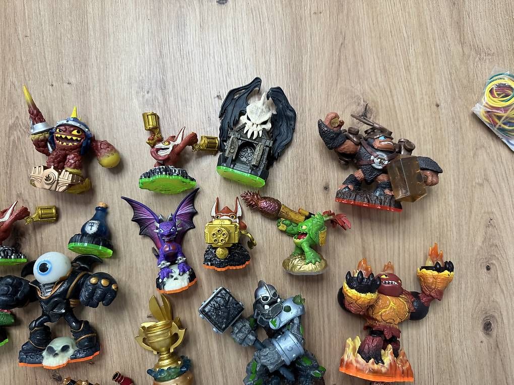 Figuren: Skylanders Figurensammlung – Gebraucht aus Biberist von etesummer 2