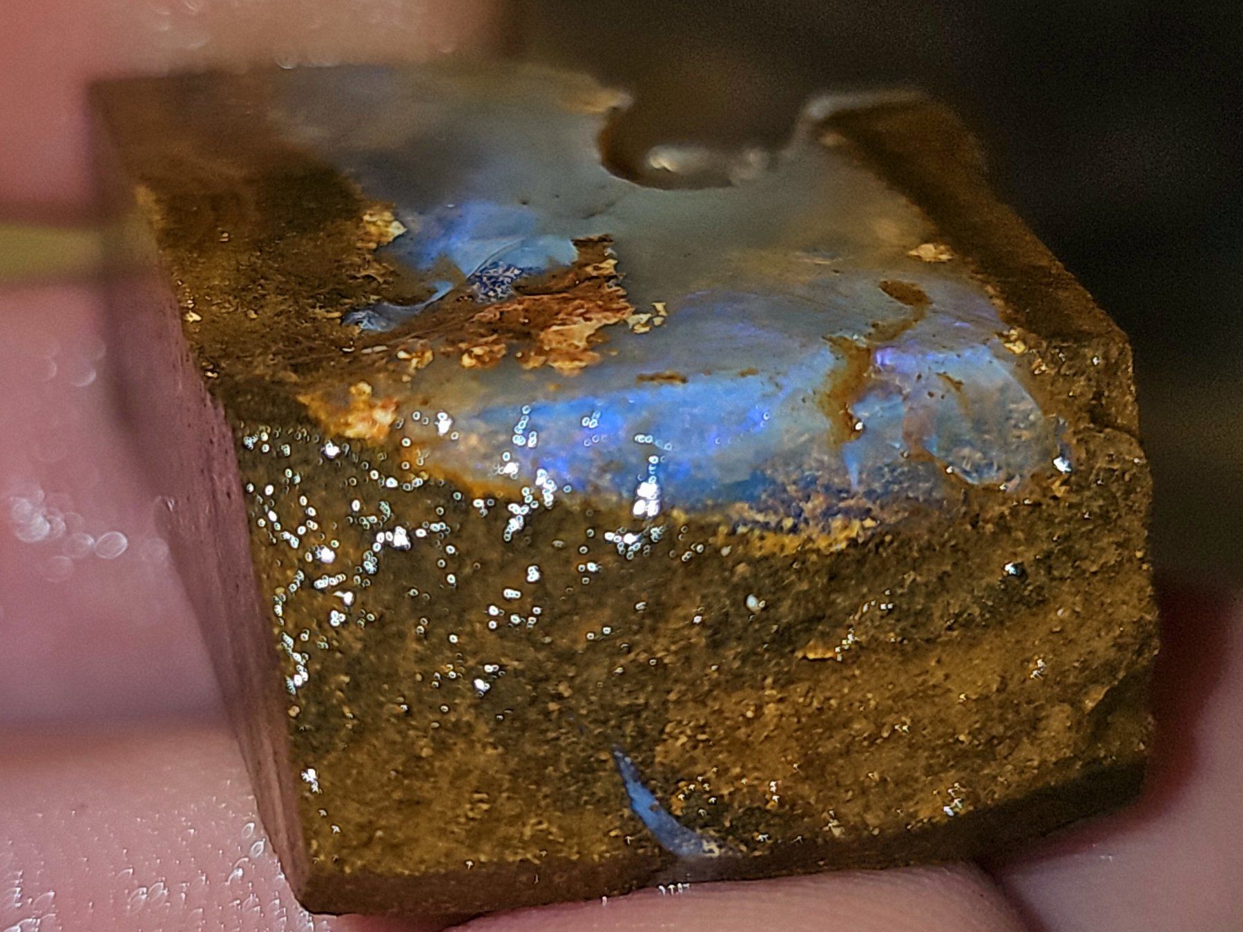 Pierres précieuses: Grosser Australischer Boulderopal Rohstein – Neuf avec emballage d'origine à Uerkheim par Winwinner 2