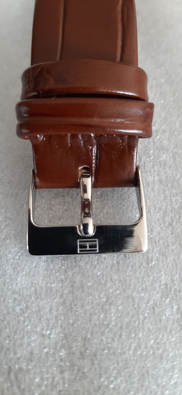 Tommy Hilfiger Orologi: Tommy Hilfiger Uhr – Nuovo (secondo la descrizione) da Zuzwil SG venduto da alfaromeo159ti 6