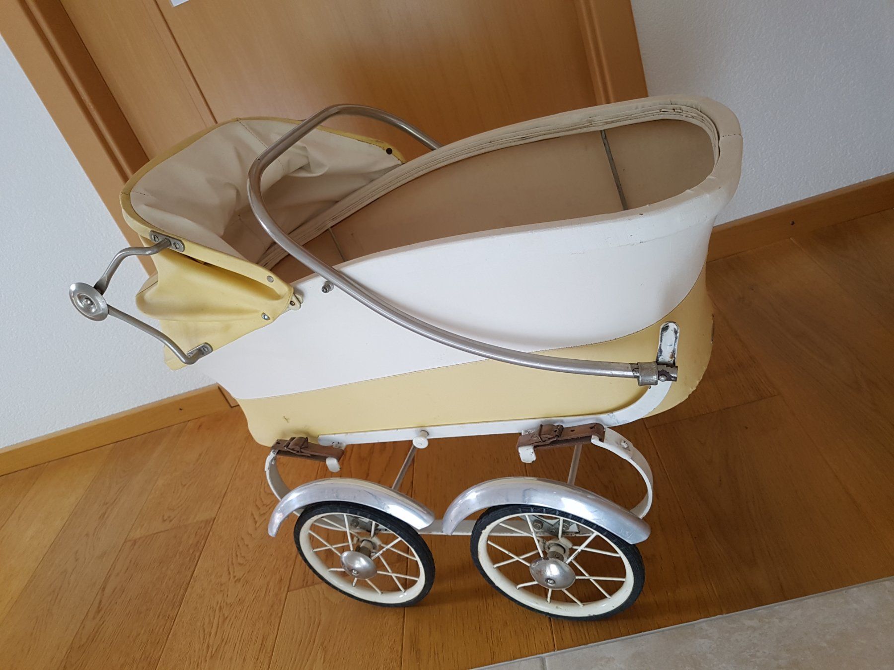 Puppenwagen: Poussette ancienne de marque Zekiwa – Gebraucht aus Blonay von zenith3 1