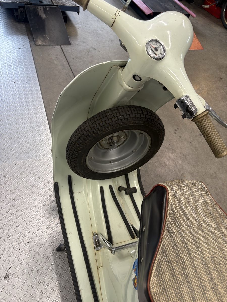 Vespa Scooters: Vespa 50 N – D'occasion à Basel par Rikardo_1979 3