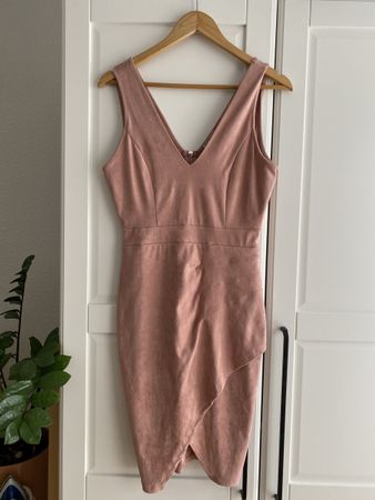 Elegantes, rosefarbenes Kleid in Wildleder-Optik, Gr. M/L