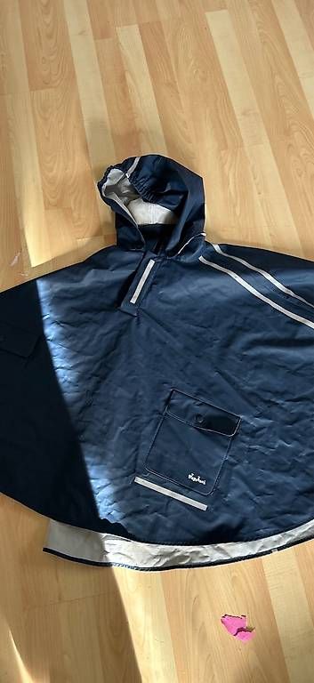 Giacche & Cappotti: Veste de pluie 128 – Usato da La Chaux-de-Fonds venduto da tuoro25