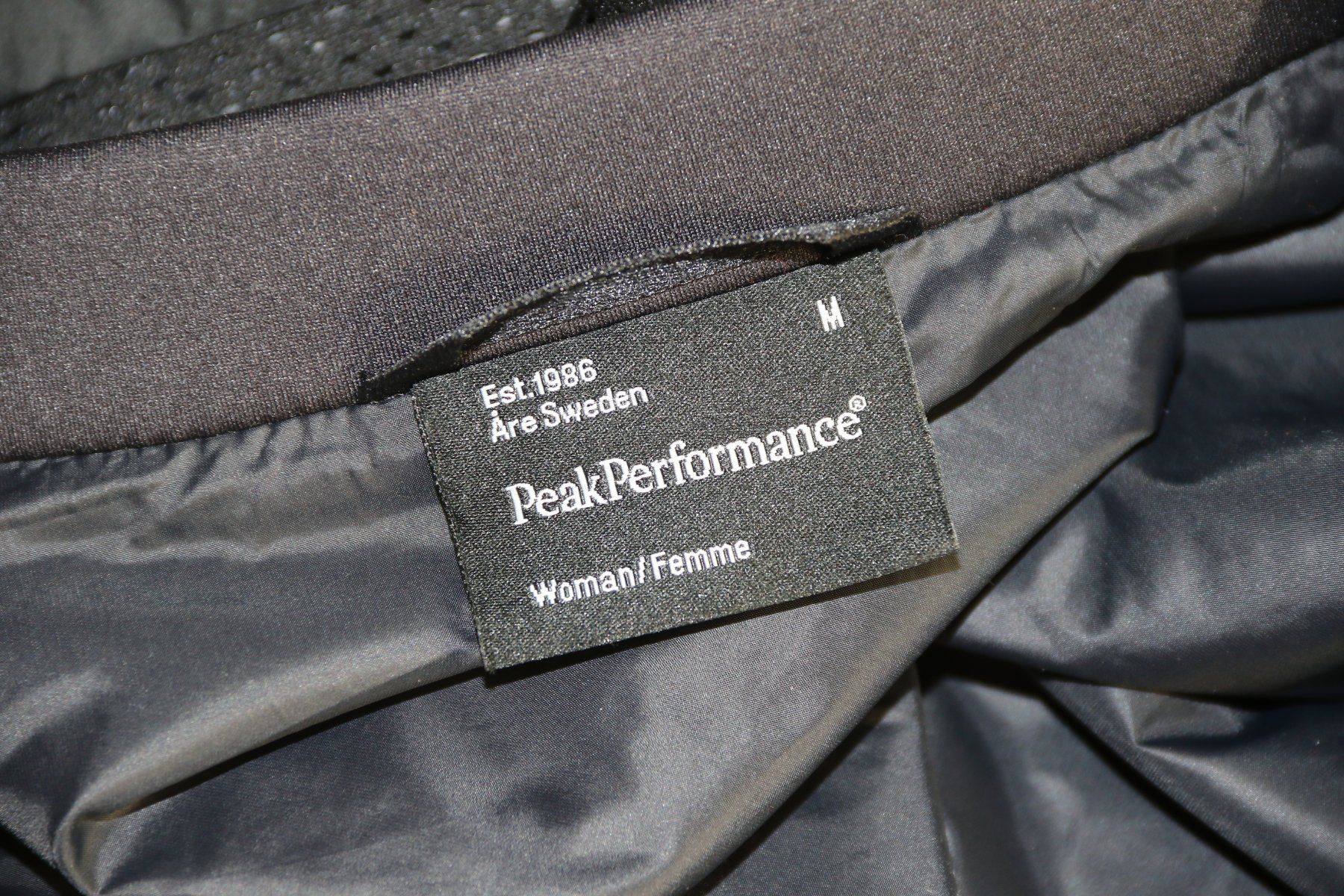 Peak Performance Giacche: Leichte  Jacke von Peak Performance Gr.M-S NEU – Nuovo e nell'imballaggio originale da Oberwil-Lieli venduto da Svetlana28 7