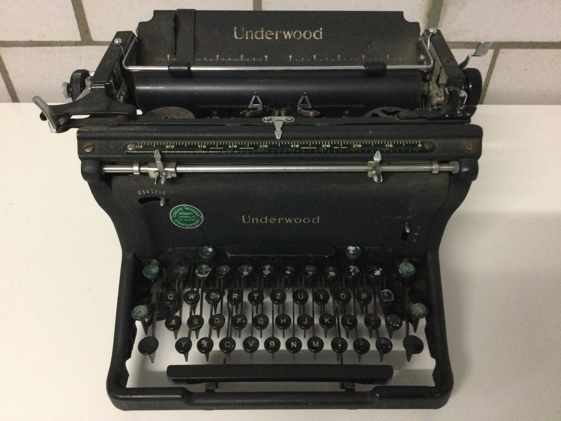 Underwood Machines à écrire: Antike Schreibmaschine Underwood – D'occasion à St. Gallen par paulhafner