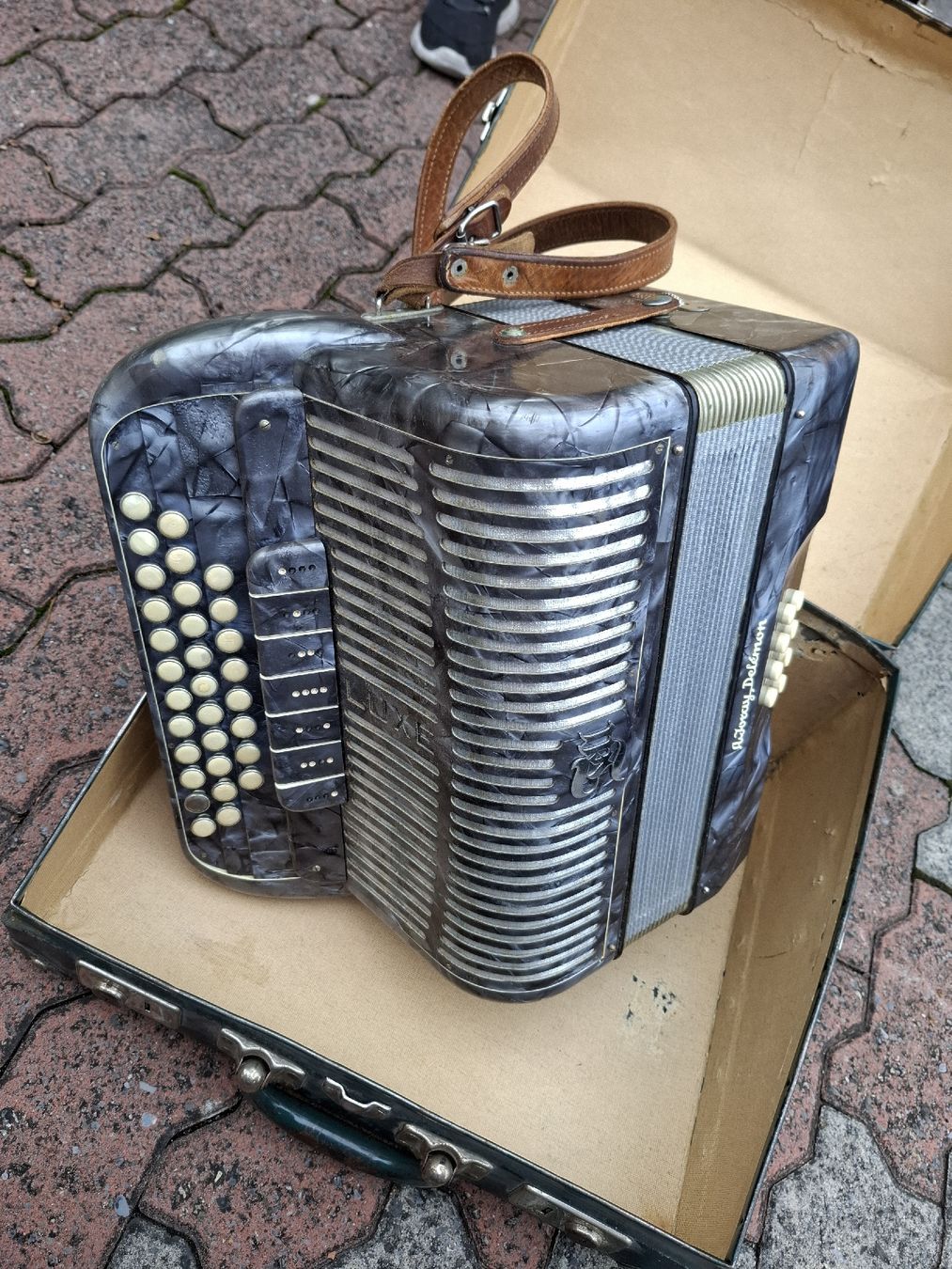Strumenti musicali: 4 chörig orgeli diatonish. – Usato da Villeneuve venduto da BibiVintage 1
