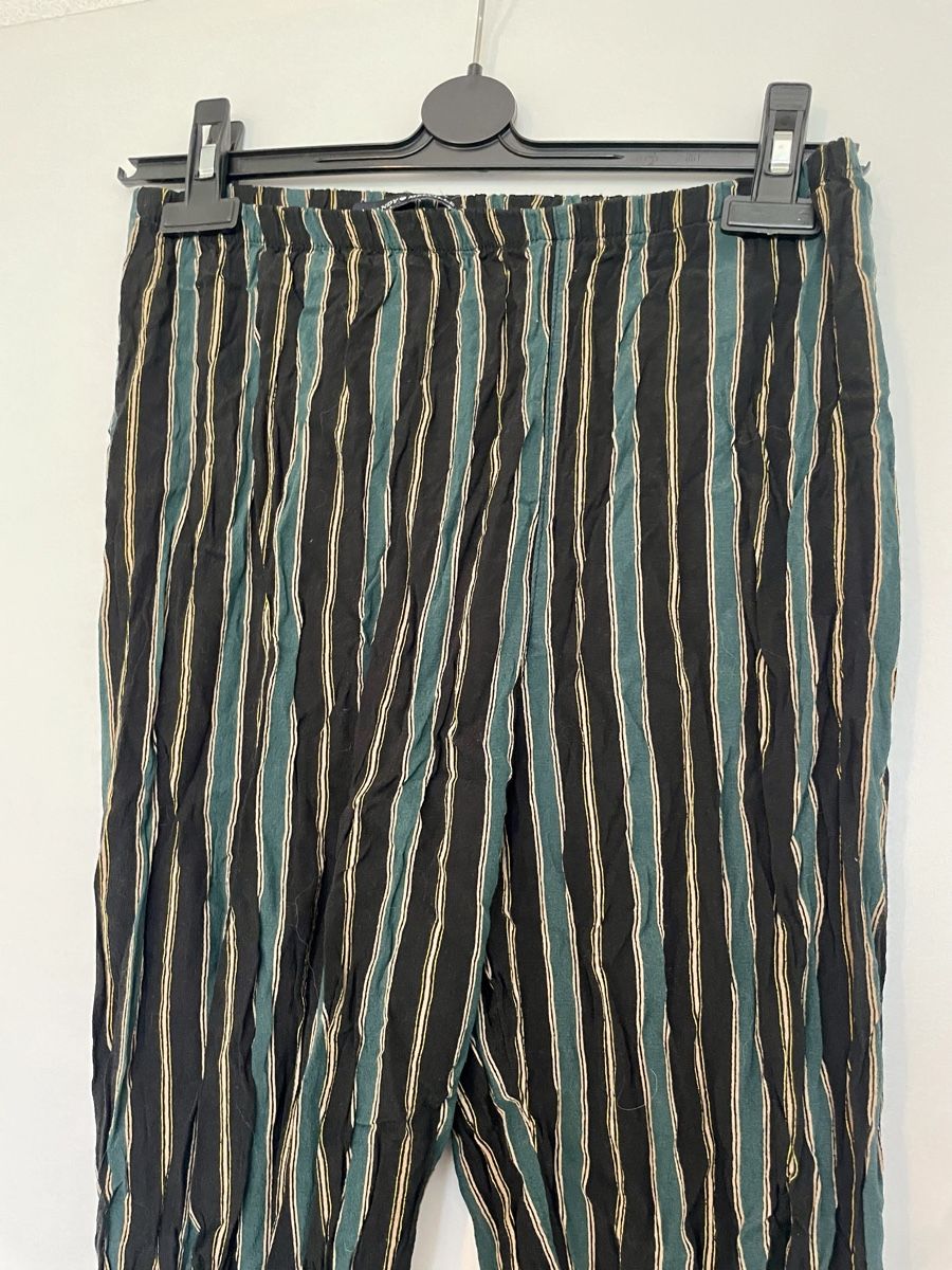 Brandy Melville Pantalons: Striped Summer Trousers – Neuf (Voir description) à Roche VD par closetcleanse 3