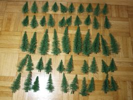 50 Tannen  spur H0  Gebraucht ca 8 -15cm . Siehe Bilder