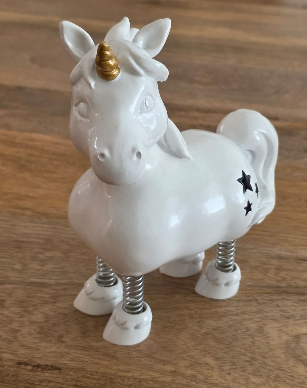Tirelires: Spardose Einhorn Keramik mit Federn  – D'occasion à Rheinsulz par Dred 2