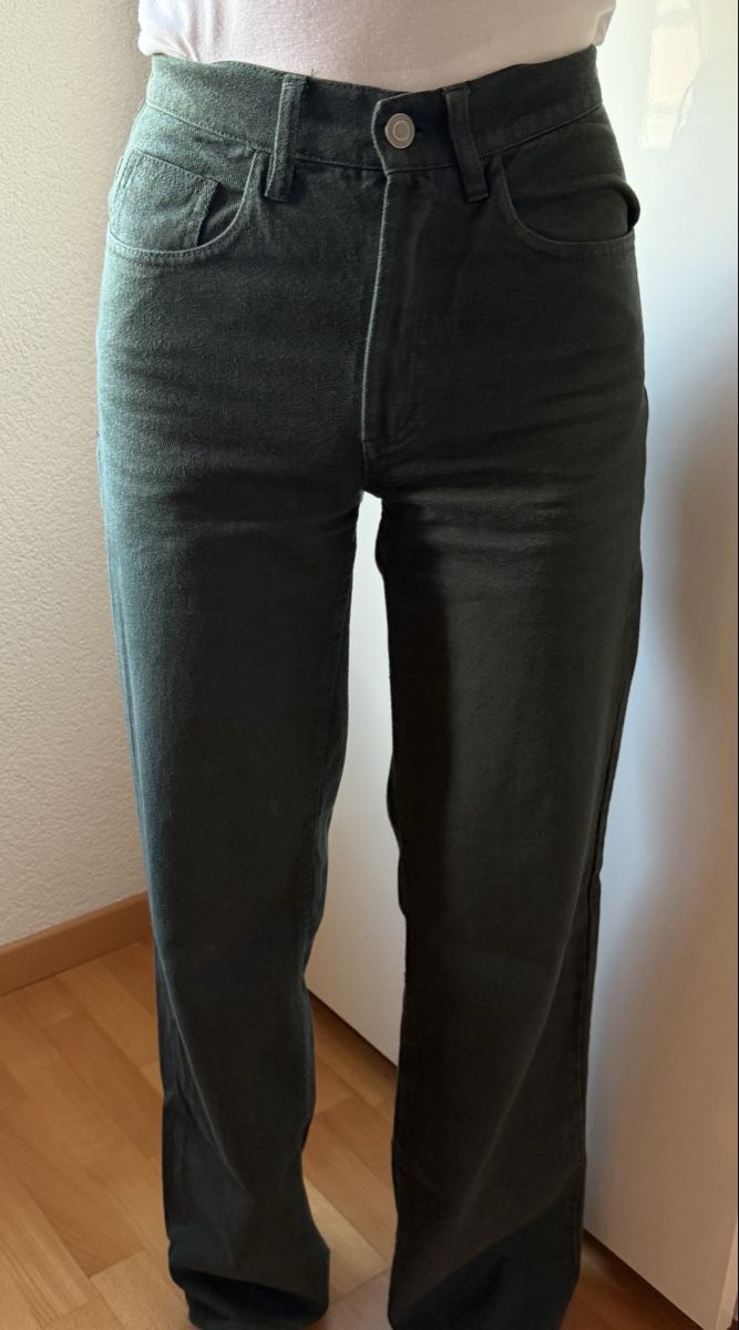 Brandy Melville Jeans: Jean Brandy Melville  – Usato da Boudry venduto da asmdgr135 3