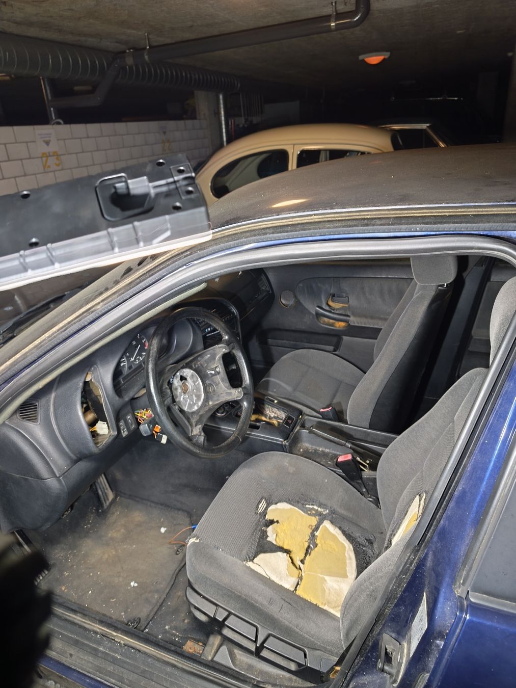 BMW Autos: BMW e36 320i – Défectueux à Moutier par Ins_k93 2