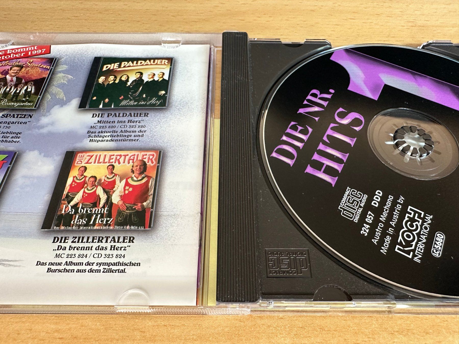 CD: Volksmusik '98 - Die Nr. 1 Hits – Usato da Rikon im Tösstal venduto da Alpenmutz 2