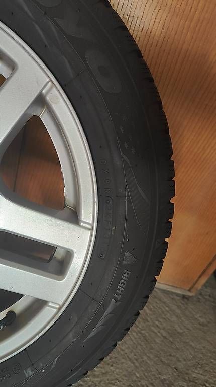 Pneus & Kompletträder: Roues hiver VW Golf 4 – Gebraucht aus Meyrin von bla_z925 2