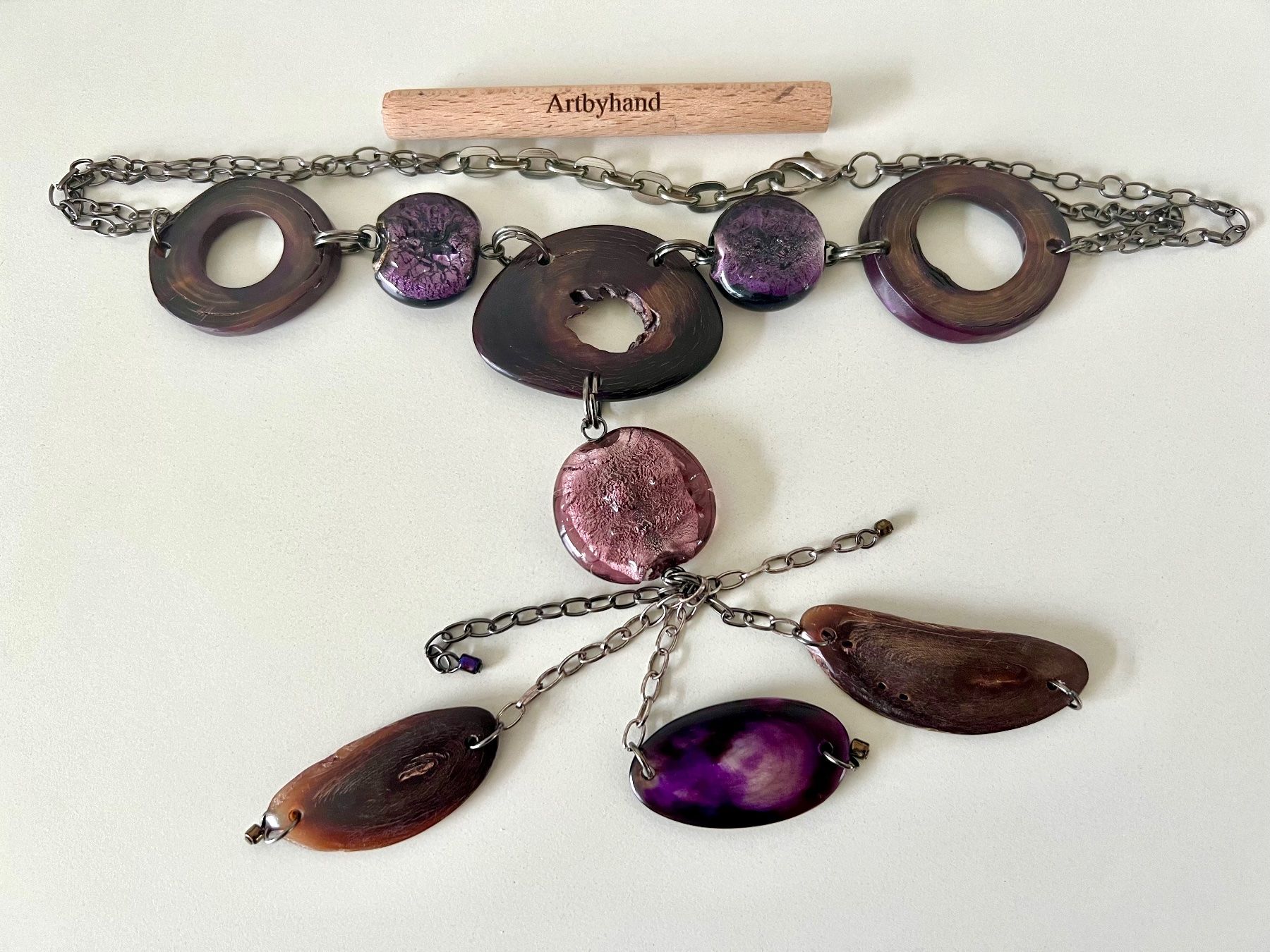 Catenine: TOLLE STATEMENT KETTE MIT LANGER QUASTE – Usato da Ruswil venduto da artbyhand 2