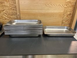 20 x 1/1 Gastronorm Behälter gelocht WAS