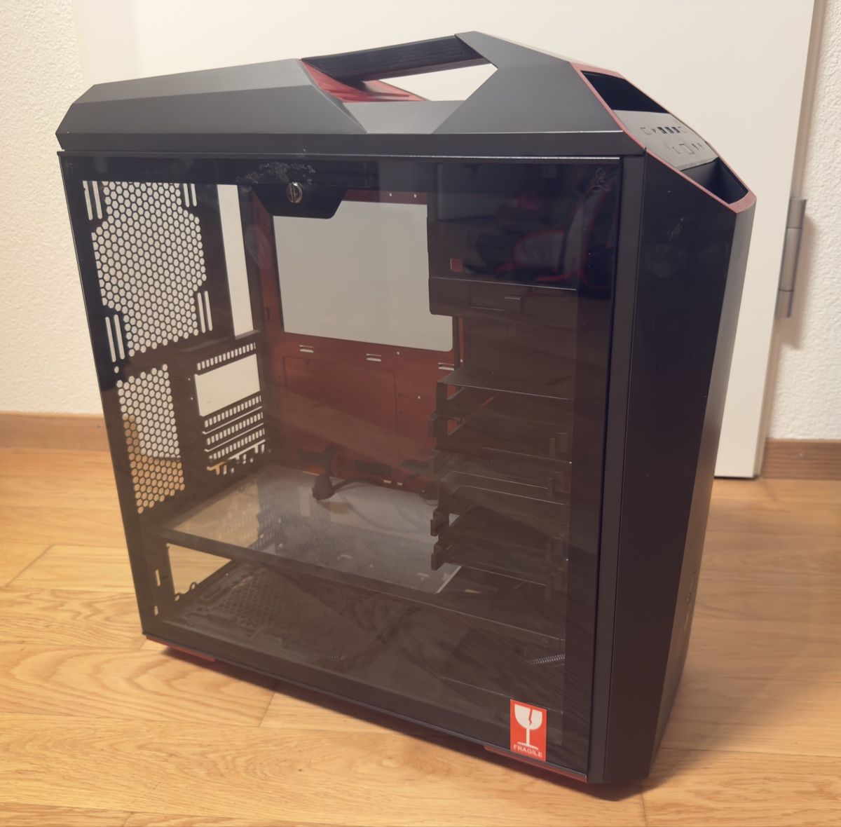 Gehäuse: Cooler Master Master Case 5T – Gebraucht aus Breitenbach von angelostranieri