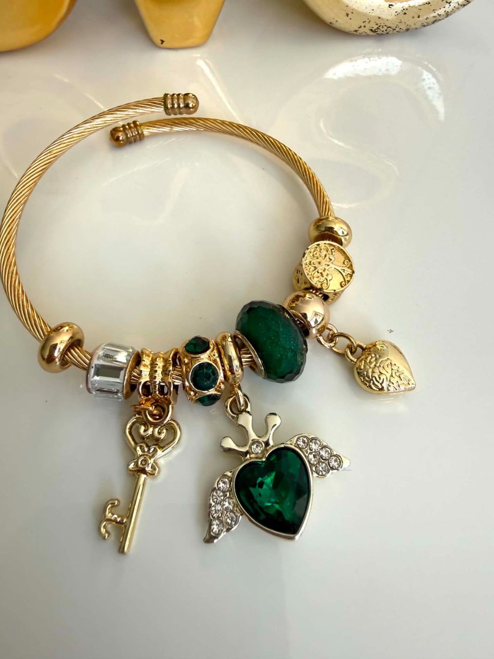 Bracciali & Braccialetti: Armband neu – Nuovo (secondo la descrizione) da Bern venduto da MIR-IAM 1