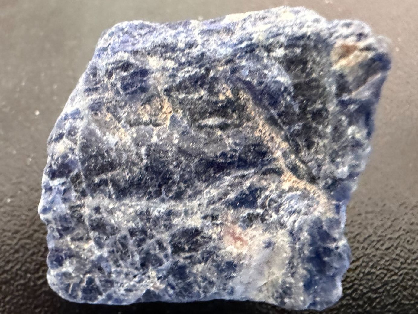 Minerali & Pietre curative: Sodalite,  Namibia (5.16) – Nuovo (secondo la descrizione) da Muri b. Bern venduto da Gemmes