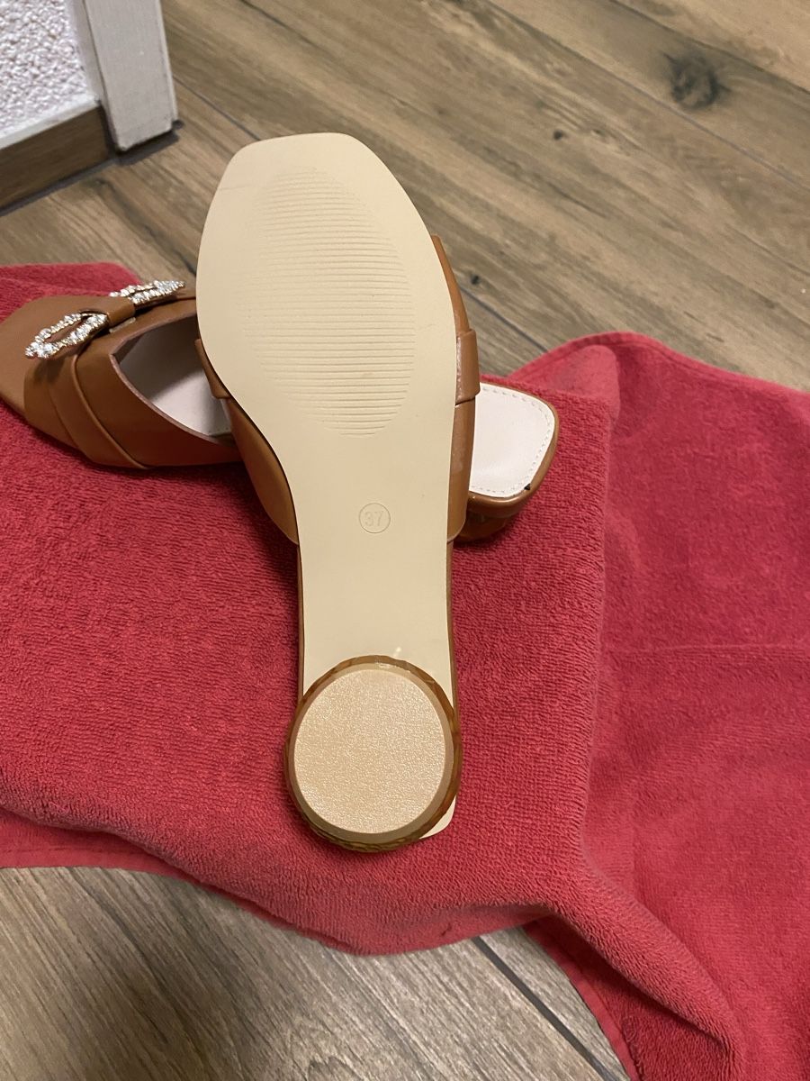 Damenschuhe: Damen Pantoletten Gr.37 von Dubai – Gebraucht aus Pfungen von Sheki56 2