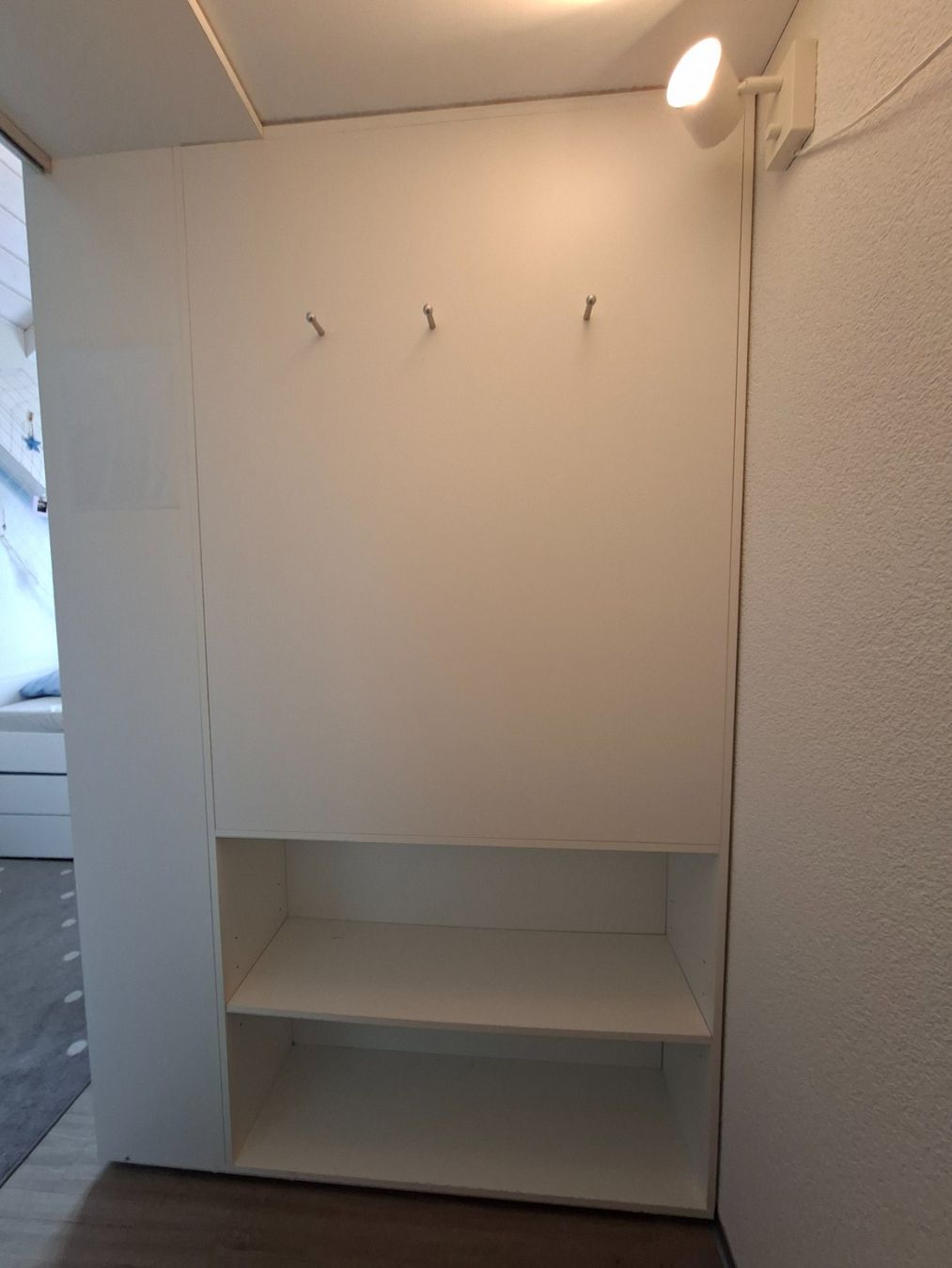 Mömax Armoires: Kleiderschrank begehbar, Ankleide – D'occasion à Koppigen par ameliechiara1 6