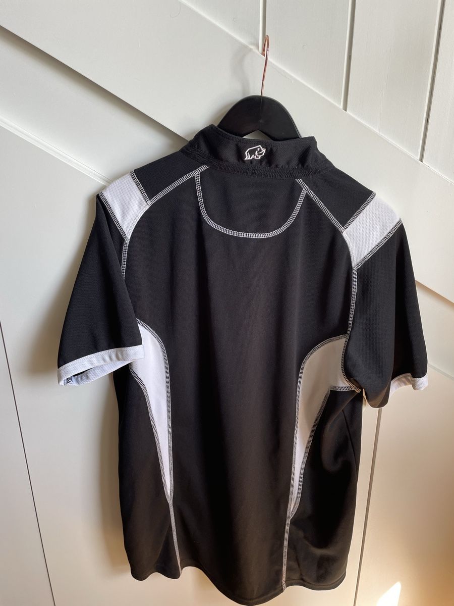 T-shirt: Rhino Rugby Shirt, Grösse M – Usato da Küsnacht ZH venduto da Ulla-ZH 1