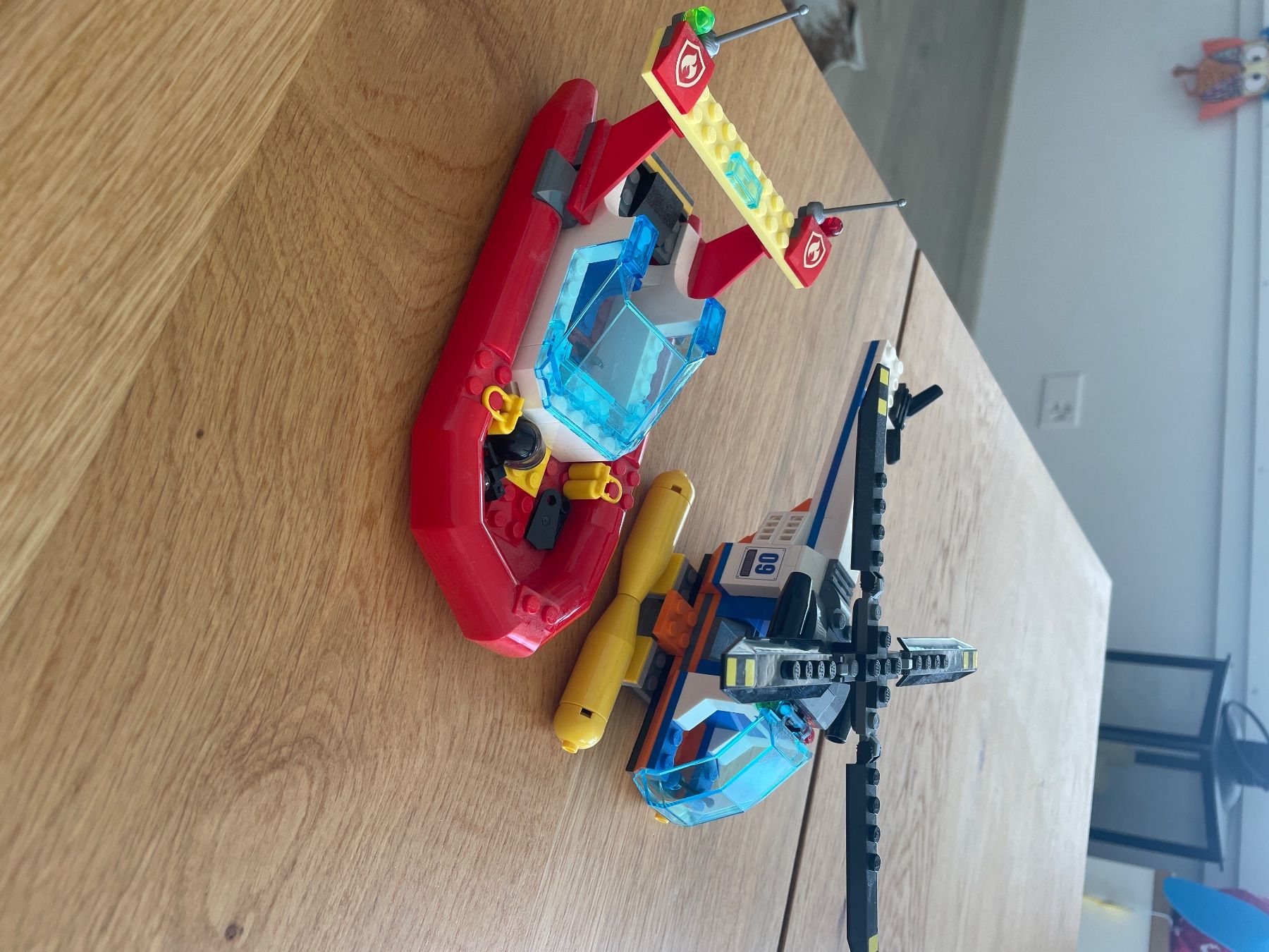 Lego Baukästen: Lego City, Bateau et hélicoptère, – Gebraucht aus Le Vaud von Guillaume-1988 2