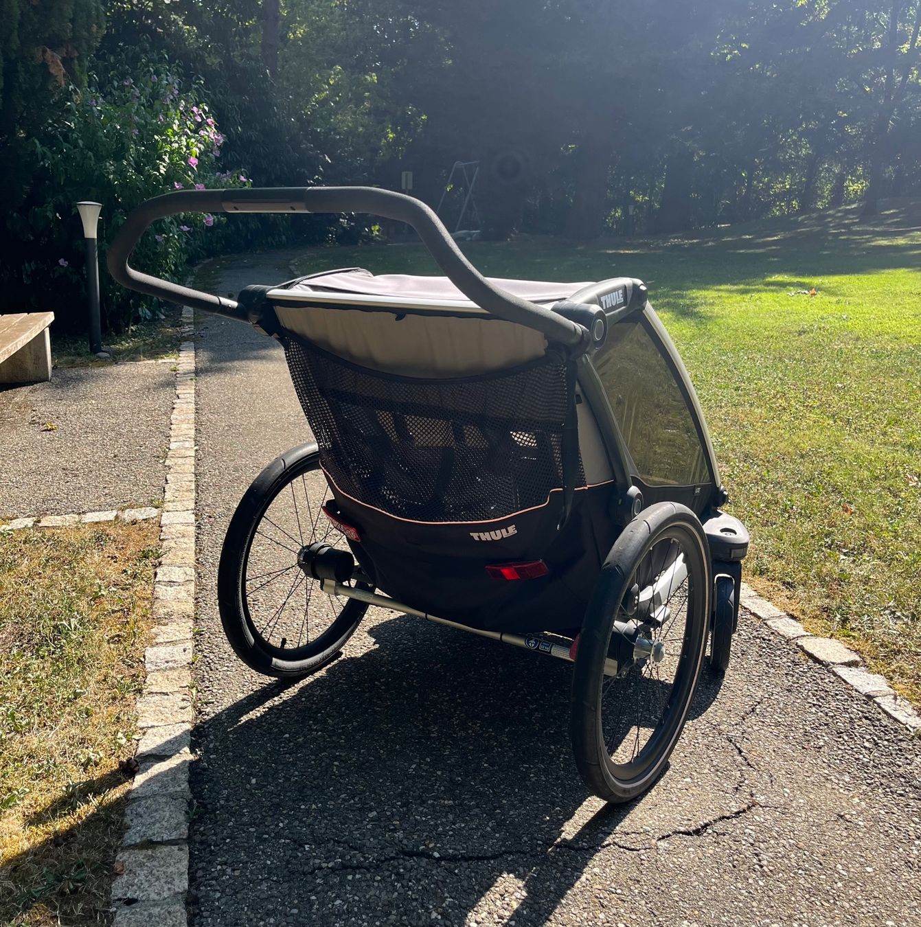 Thule Anhänger: Thule Chariot Lite 2 – Gebraucht aus Genève von hen_9msg 1
