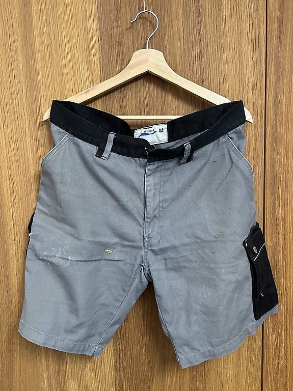 Pantaloni: graue Arbeitshose – Usato da Gais venduto da T_iziana