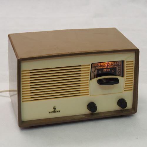 Radio: Siemens Super A 7S Radio – Antico da Schalunen venduto da schwabspielautomaten 1