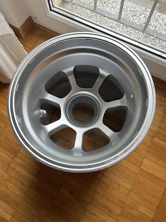 Cerchioni: Formula Racing by OZ – Usato da Riva San Vitale venduto da Flat86 1