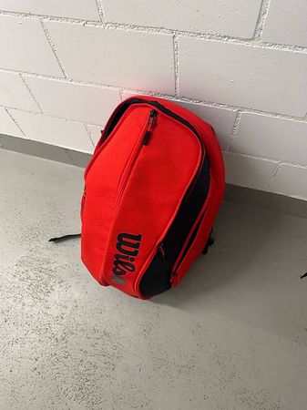 Wilson Tennisrucksack  Rot/Schwarz  Top Zustand