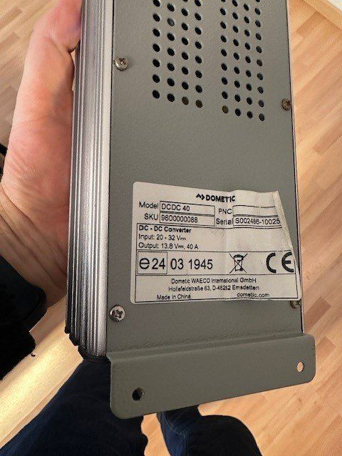 Dometic Convertisseurs: Dometic Dc Dc Converter 40 – D'occasion à Walchwil par arto13 3