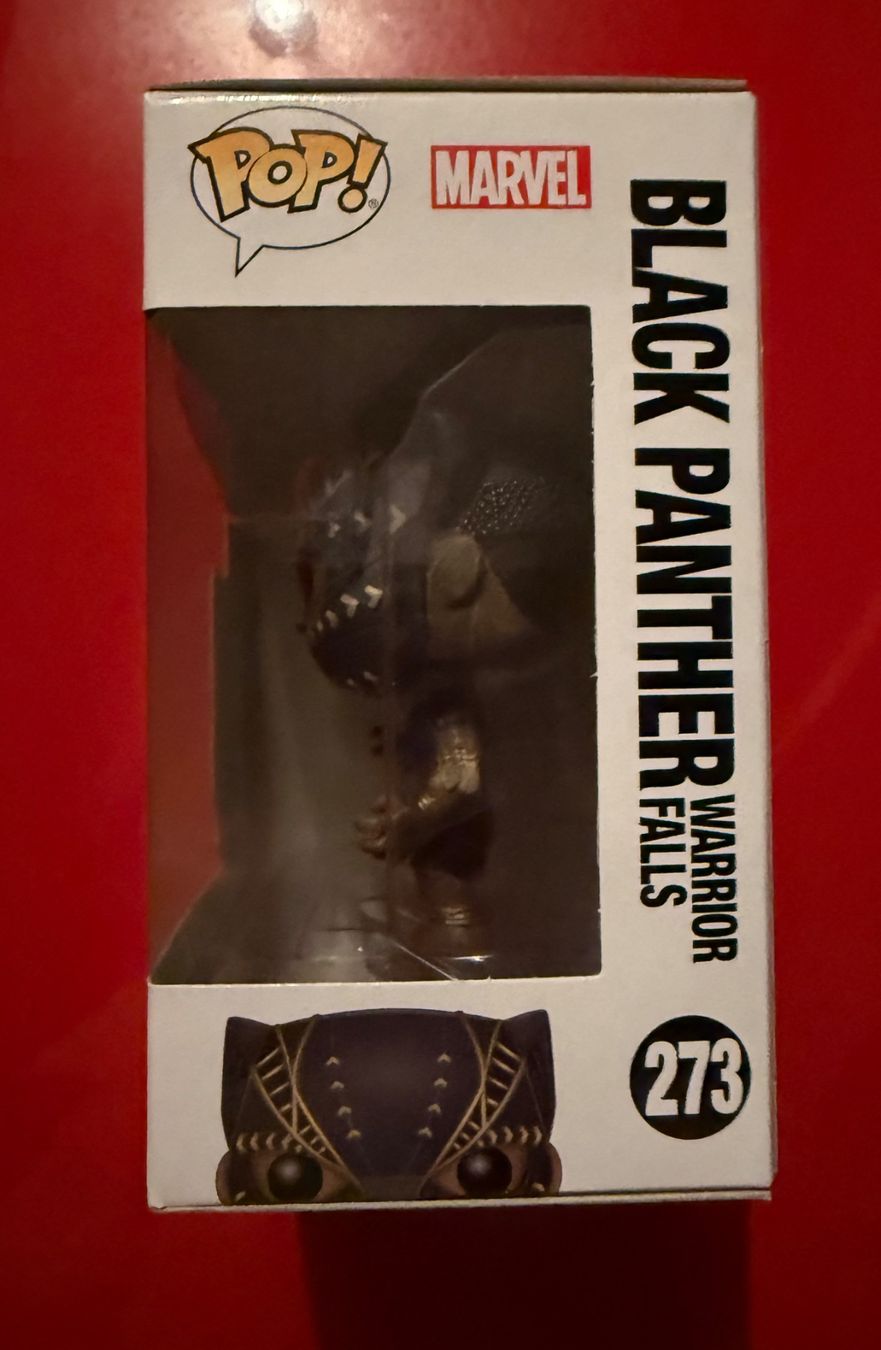 Funko Figuren: Funko Pop! Black Panther - Marvel - Avengers – Neu und originalverpackt aus Moudon von CollectorGeek 1
