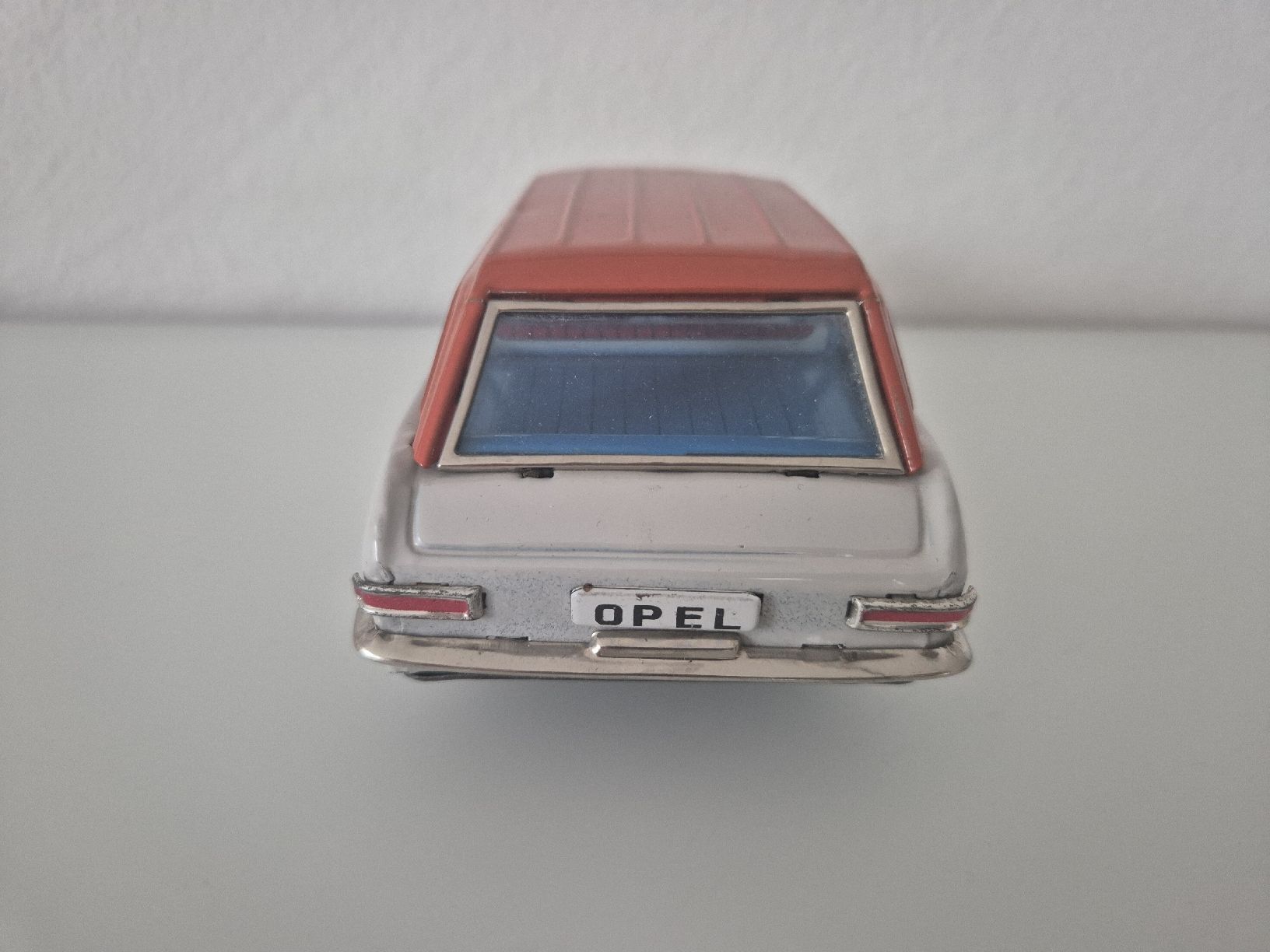 Jouets: Opel Rekord A Kombi Antik Oldtimer Blechauto – D'occasion à Trimbach par Ramsi1270