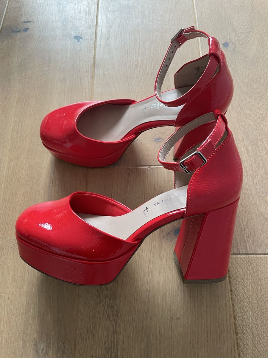 Tamaris Scarpe da donna: High heels / Pumps / Sandale – Nuovo (secondo la descrizione) da Aarwangen venduto da erd_ngx8