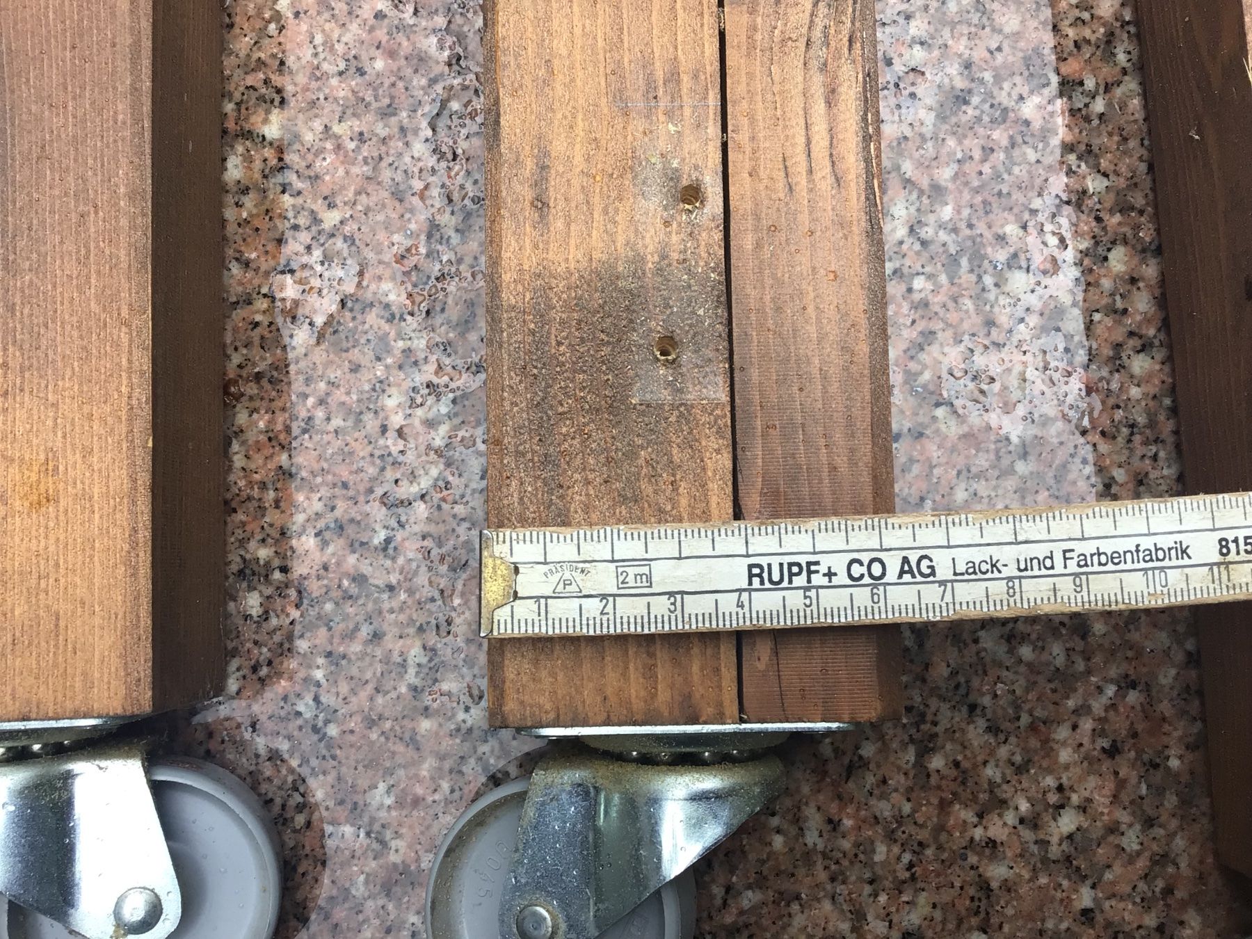 Holzartikel: 8 Holzpfosten mit Räder – Gebraucht aus Schleinikon von Laegern99 4