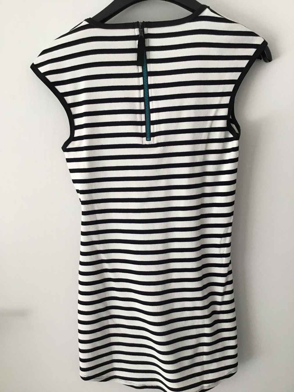 Marc Cain T-shirt: MARC CAIN 2-teiliges Set mit Ringelärmel dunkelblau/weiss – Nuovo (secondo la descrizione) da Glattfelden venduto da ire_w6h2 3