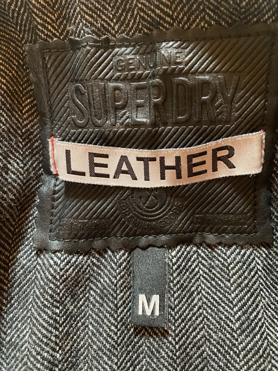 Superdry Giacche: Superdry Veste en cuir – Usato da Biel/Bienne venduto da val_m5my 1