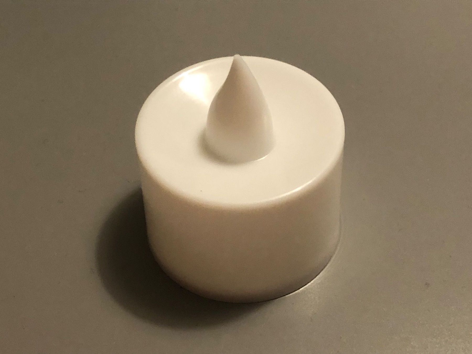 Candele: LED Kerze, mit Flammeneffekt, rosa – Nuovo (secondo la descrizione) da Wettingen venduto da Chnoelleli 2