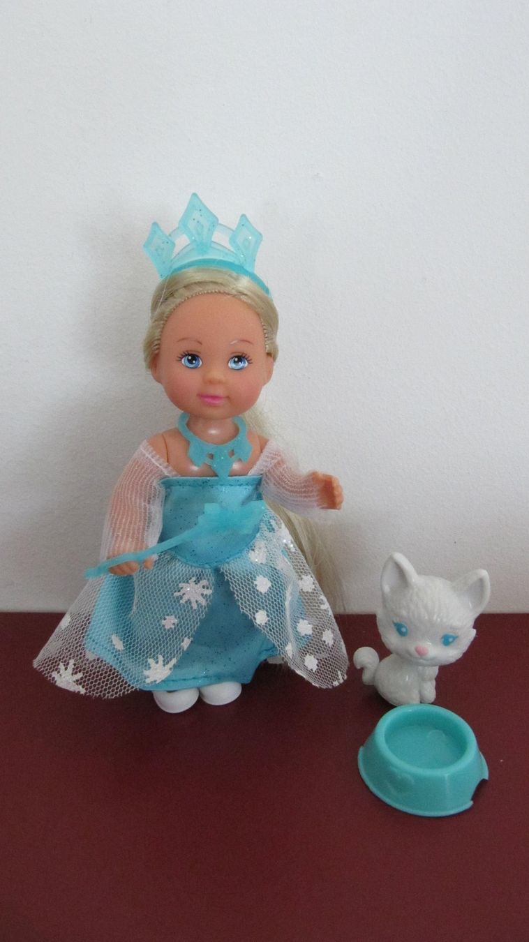 Puppen: Steffi Love Eiskönigin Puppen Set mit Sofa – Gebraucht aus Brunnen von Kiwiland1 3