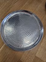 Vintage Serviertablett Metall, gehämmert, Ø 30cm,