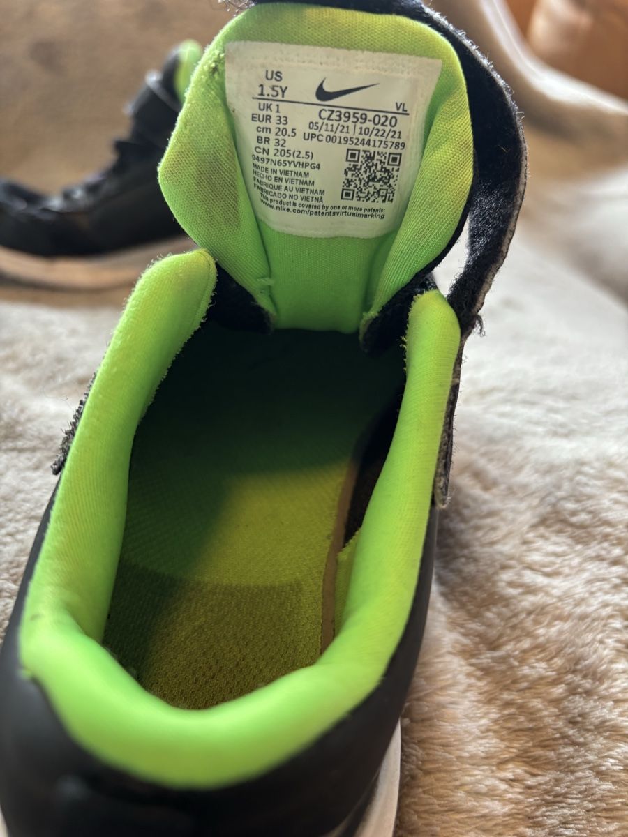 Nike Scarpe da uomo: Laufschuhe, Nike Downshifter, Grösse 33, – Usato da Waltenschwil venduto da Schmetterling2015 4