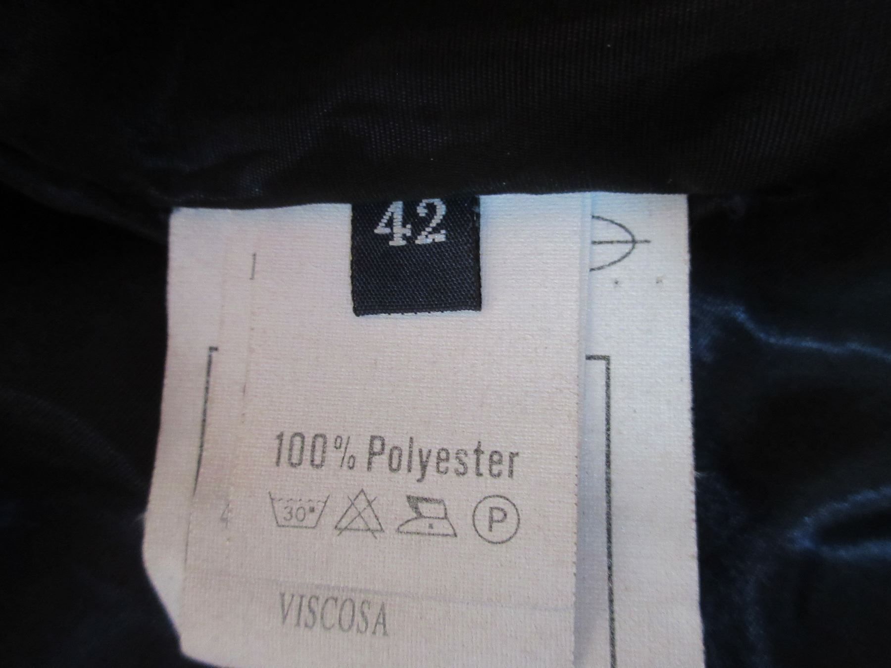 Giacche: tolle Lederjacke Damen schwarz it.42/ 36 – Usato da Lichtensteig venduto da mosovi 6