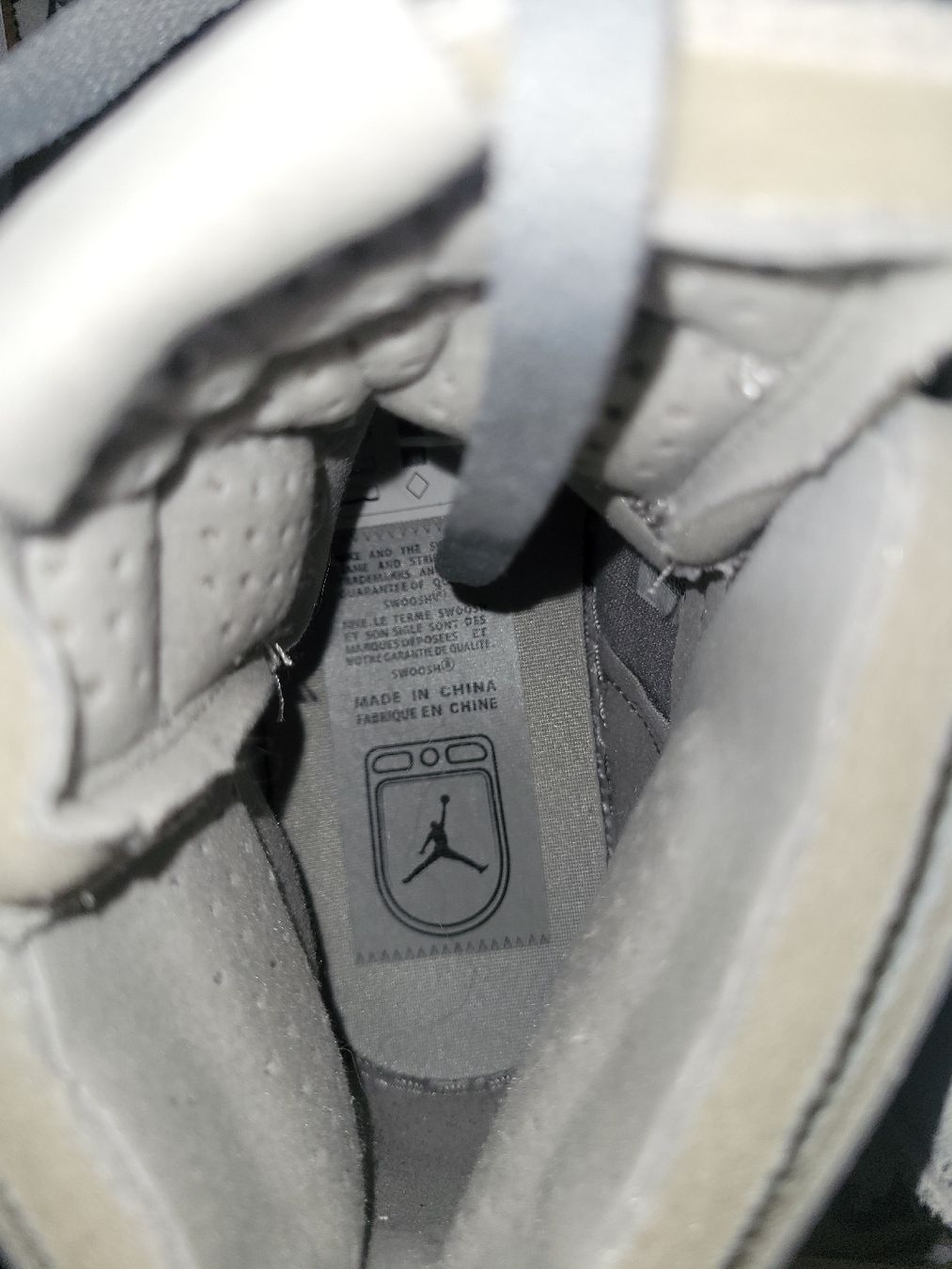 Scarpe da uomo: Nike Air Jordan 1 Mid – Nuovo (secondo la descrizione) da Pambio-Noranco venduto da Chiara81 2