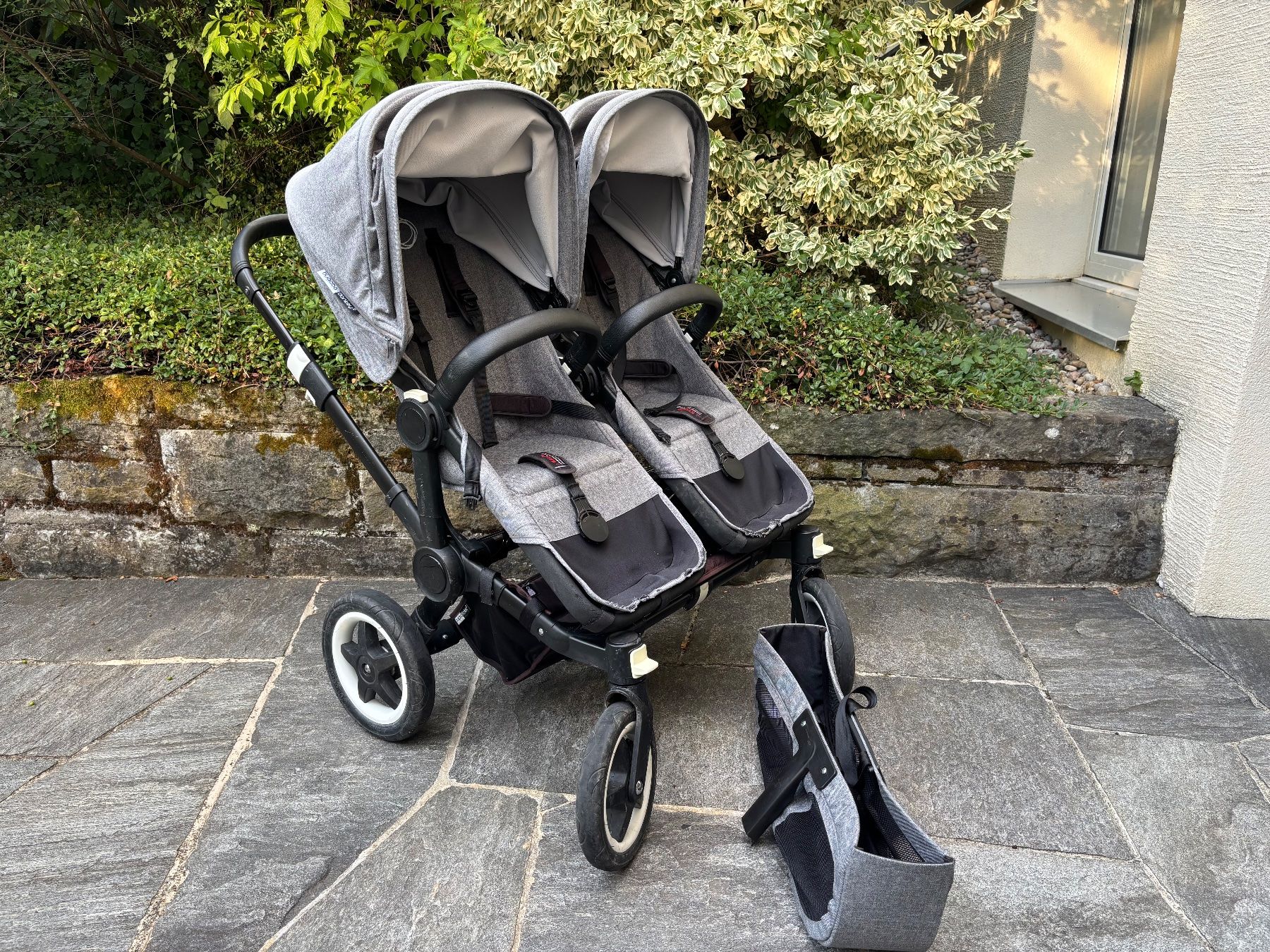 Bugaboo Kinderwagen: Bugaboo Donkey Zwillingskinderwagen – Gebraucht aus Zollikon von ale_rfw8