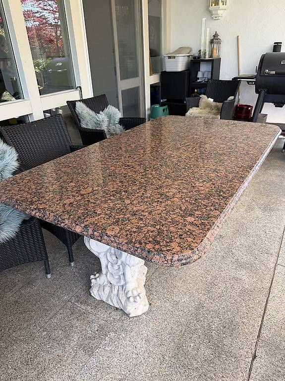 Tische: Massiver Granit Gartentisch 180x105 c – Gebraucht aus Windlach von Malakaya 1